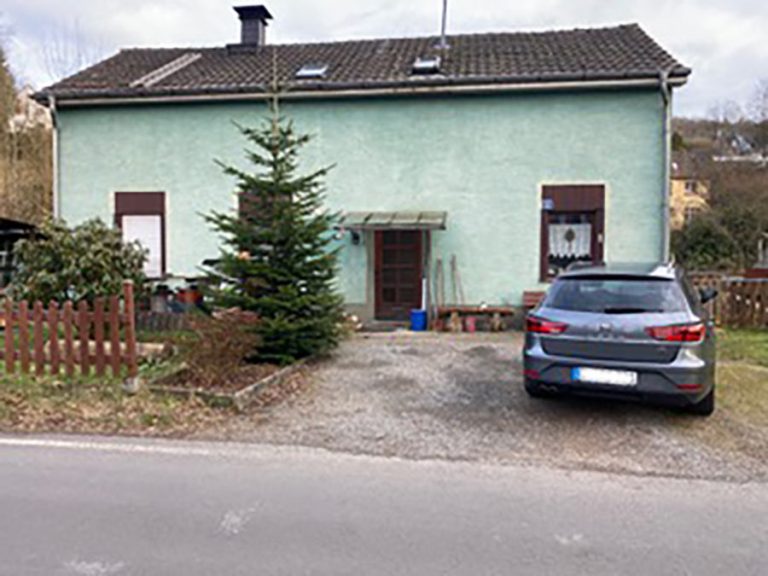 Read more about the article Grundstücksverkauf mit sanierungsbedürftigem Haus in Ründeroth